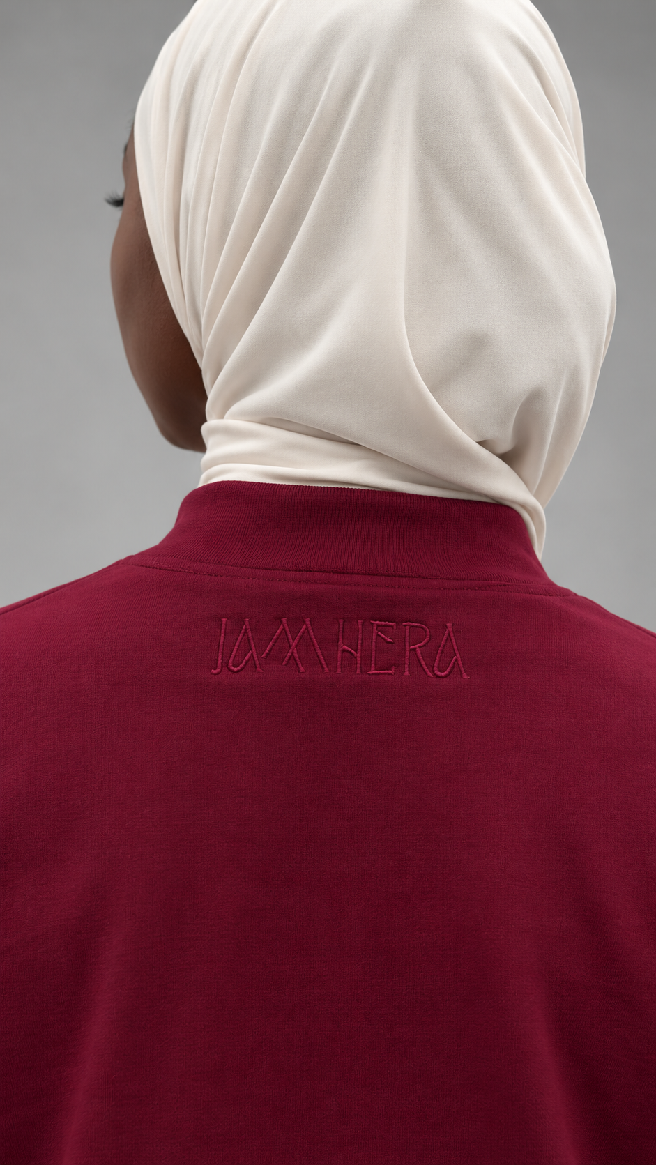 THE SIGNATURE TEE
